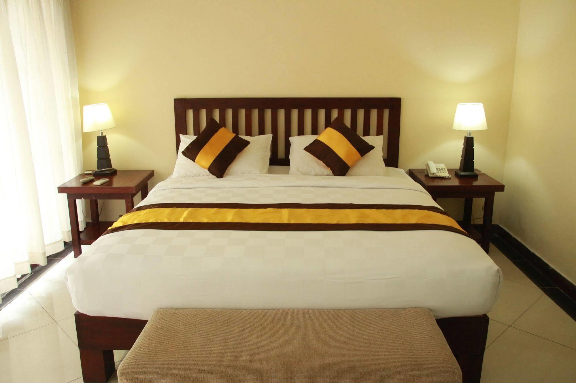 Nirmala Hotel Jimbaran Esterno foto